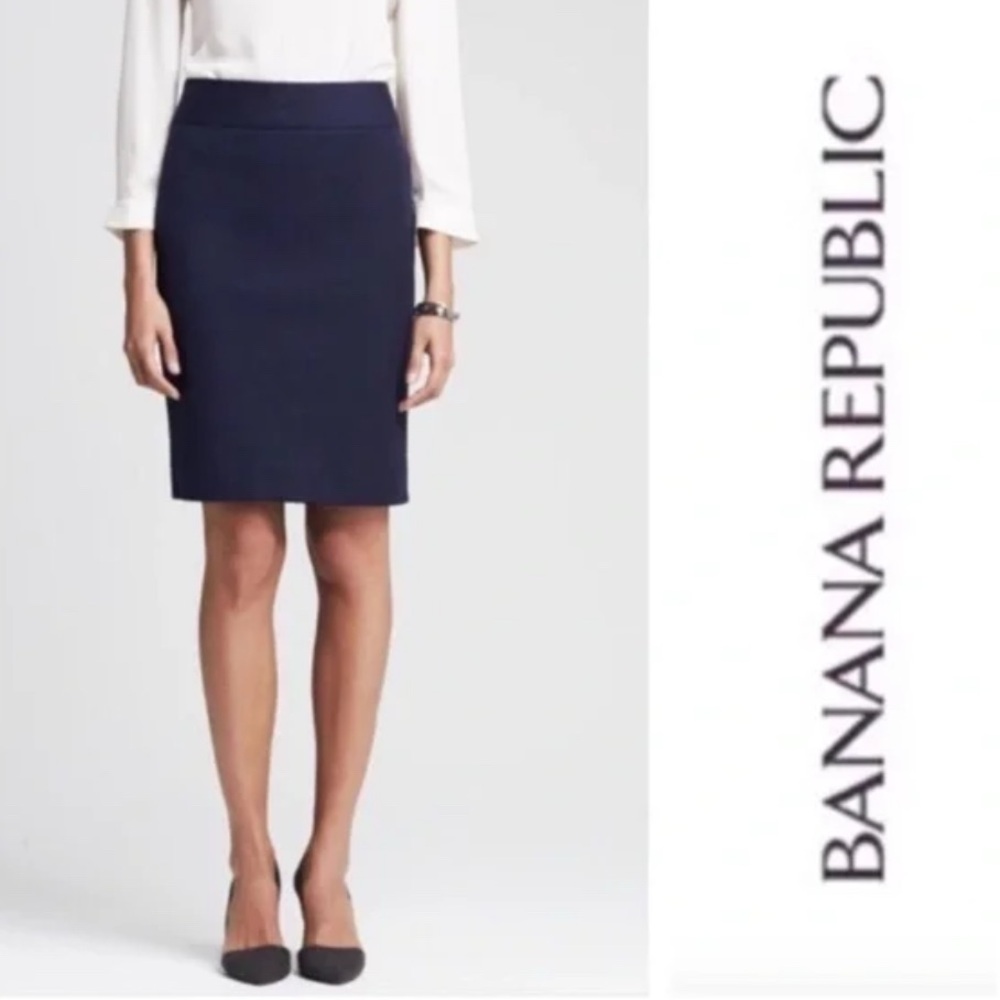 Banana Republic Navy Blue Skirt EUC High Waisted Pencil Linen Sloan Mini